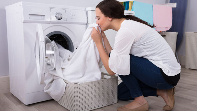 How To Wash White Clothes The Right Way